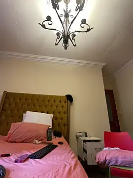 xXXSexyamazon's live cam