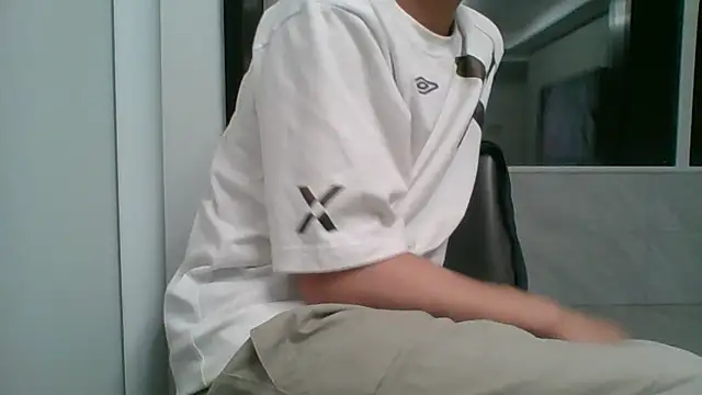 nole_china7 (Ask my age) - talk / fun / cum