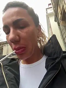 loreennany - LoreennAny's free webcam - UK Sex Cams