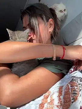 Webcam Model (RachelWeisz_)  is live.Free join now!