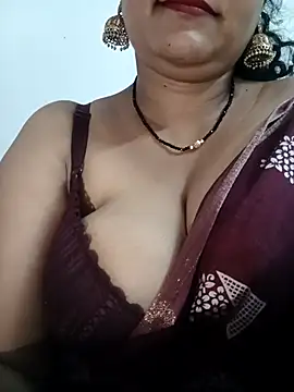 Webcam Model (Nyra-23)  is live.Free join now!