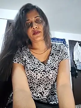 cute_radhikaa