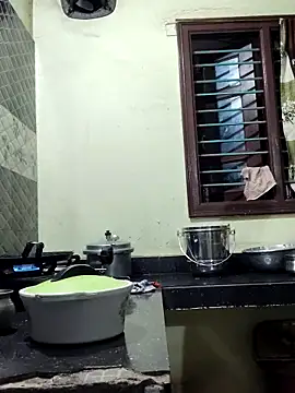 Webcam Model (yamini1431)  is live.Free join now!