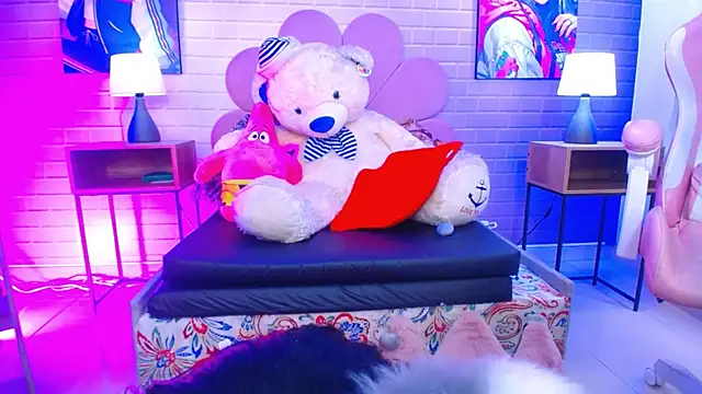 roseefancy19 - Roseefancy19's free webcam