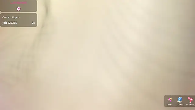 jenniferqueen11 - JenniferQueen11's free webcam