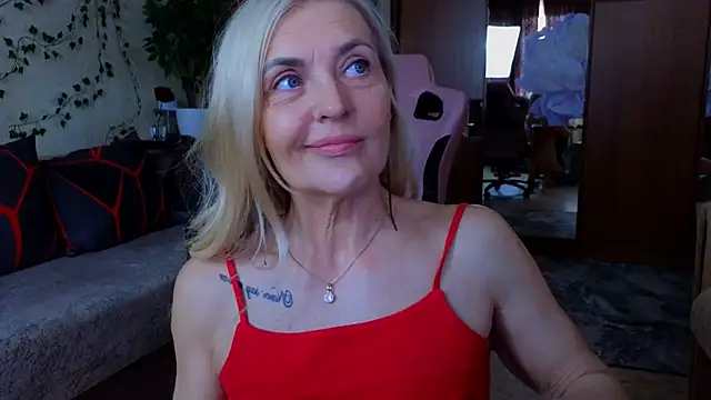 amelia_blondy live sex cam