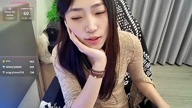 su_ning (F teen) - 才艺表演，热舞一支