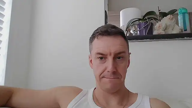 ploki2180 live sex cam