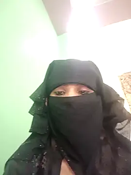 Webcam Model (Aafreen_36)  is live.Free join now!