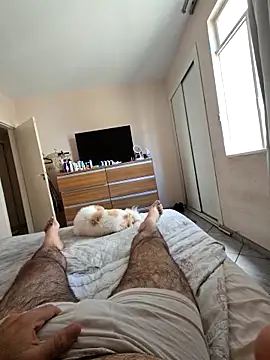 MysterBearMG live sex cam