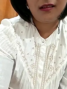 Webcam Model (Queen_Kushi4)  is live.Free join now!