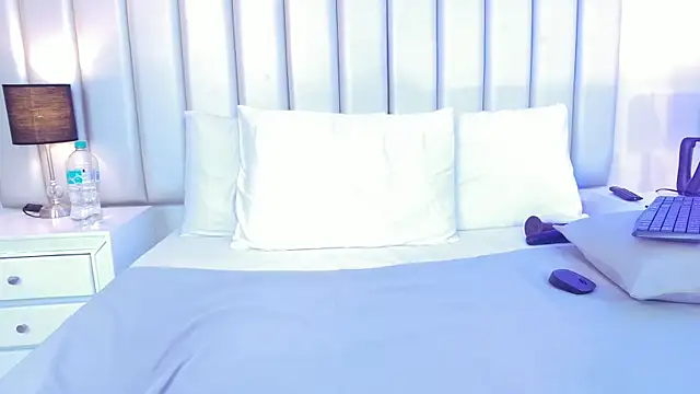 aandreaperez live sex cam