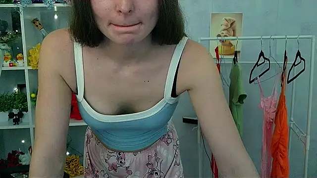 _Barbie_Kiss_ live sex cam