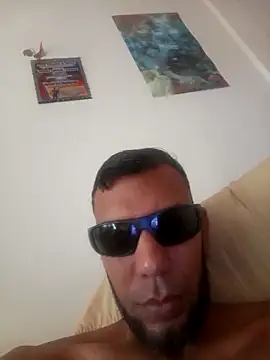 UnreadyChutzpa webcam