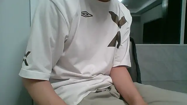 nole_china7 (Ask my age) - talk / fun / cum