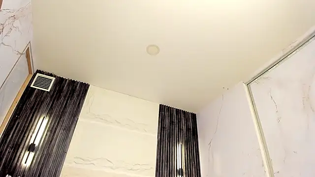 Andeuw__ Live Webcam on Stripchat