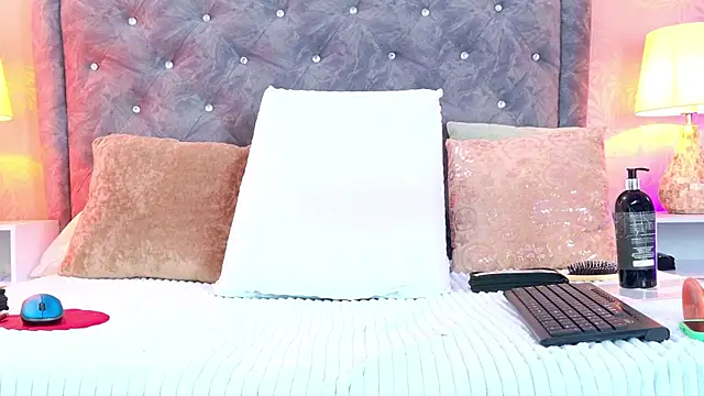 yesyhills - YesyHills's free webcam - UK Sex Cams