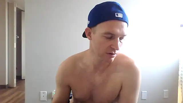 Luke_James live sex cam