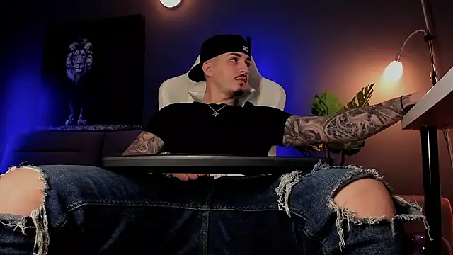 uptomatty live sex cam