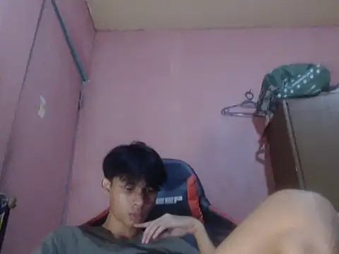 kyoshi_19 (M twink) - tk tip Fash dick 25 token, cum in public