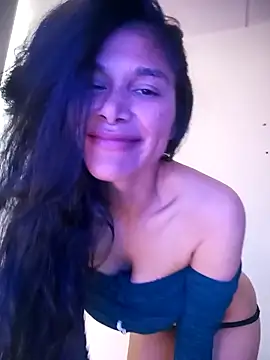 Webcam Model (_aish_a)  is live.Free join now!