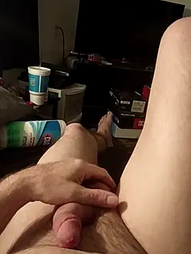 crazycam619 (Ask my age) - Let's cummin my room and cum 4 real