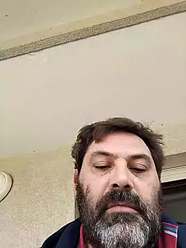 necroforo (M mature) - Senza masturbarmi e venire fino al goal