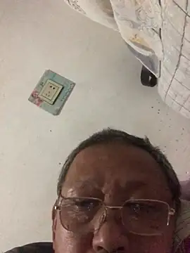 yaocaobi8 (M mature) - 想看更刺激的表演，加入私秀吧！