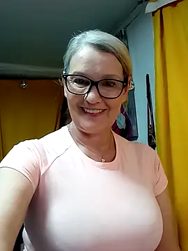 irinamaux live sex cam