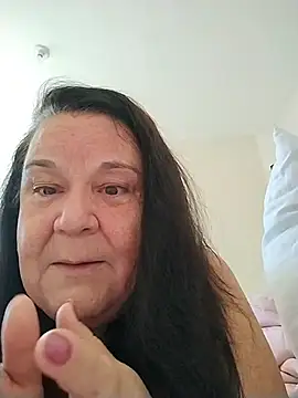 yaya_mineira - Yaya_Mineira's free webcam