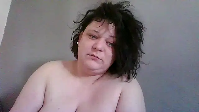 sexylaurasstern - SexyLaurasStern's free webcam - UK Sex Cams