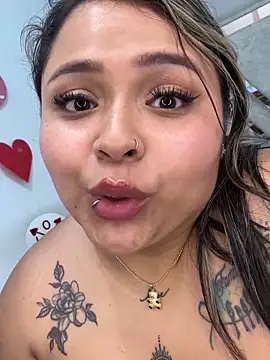 Webcam Model (ashley-swift-)  is live.Free join now!