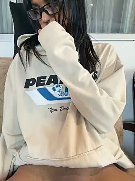 Webcam Model (xenia_golden)  is live.Free join now!