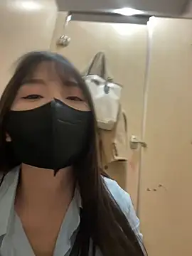 美女xiao-Lin在线直播