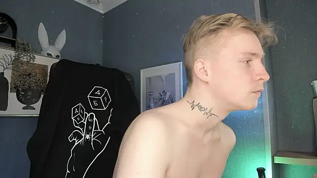 AlexxSweet webcam