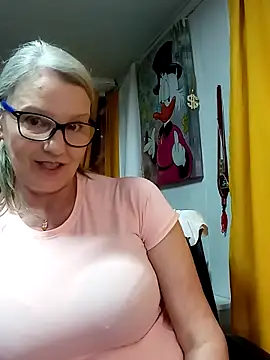 irinamaux - Irinamaux's free webcam