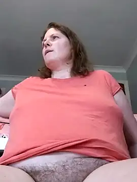 xxsexybushlinnxx (Ask my age) - @5fing in hairy pussy