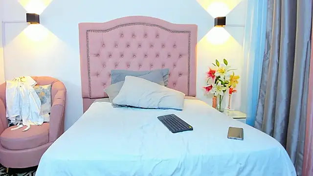 paulynavera - Paulynavera's free webcam