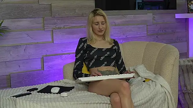 siennashapiro - SiennaShapiro's free webcam