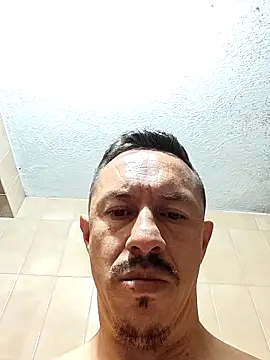 l_hotcream - L_hotcream's free webcam - UK Sex Cams