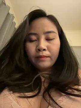 美女wly2028在线直播