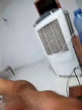 desiandaj (Ask my age) - cum show