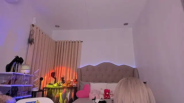 GoddessTransContessa live sex cam