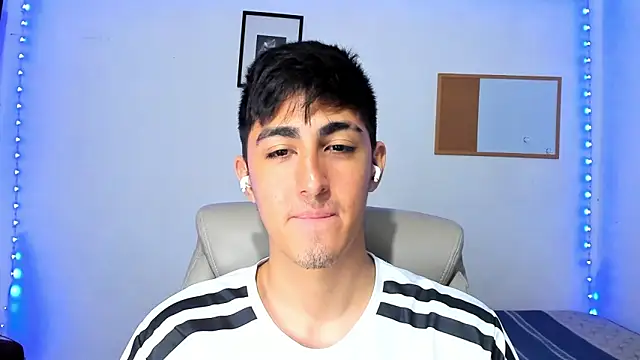 babyted272 (M twink) - Encourage me to give you my cumshow🍆💦