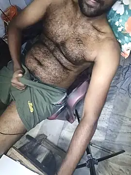 Tinku_1324 Live Webcam on Stripchat