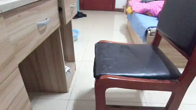 huzi518 (Ask my age) - 一瓶好酒