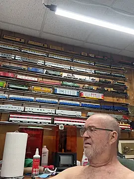 jcaspen (M grandpa) - 10000 token for medical bill