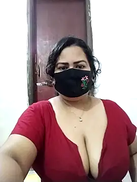 Webcam Model (Star--Girl)  is live.Free join now!