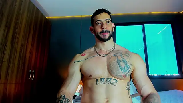 massimo_visconti Live Webcam on Stripchat