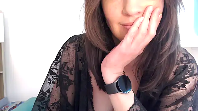 Ella_Next_Door live sex cam